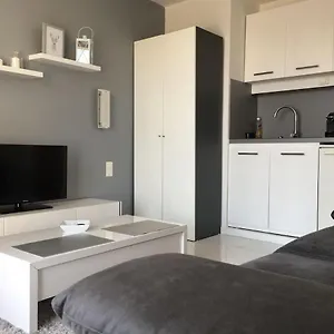 https://beau-studio-pointe-croisette.fr-provencehotel.com